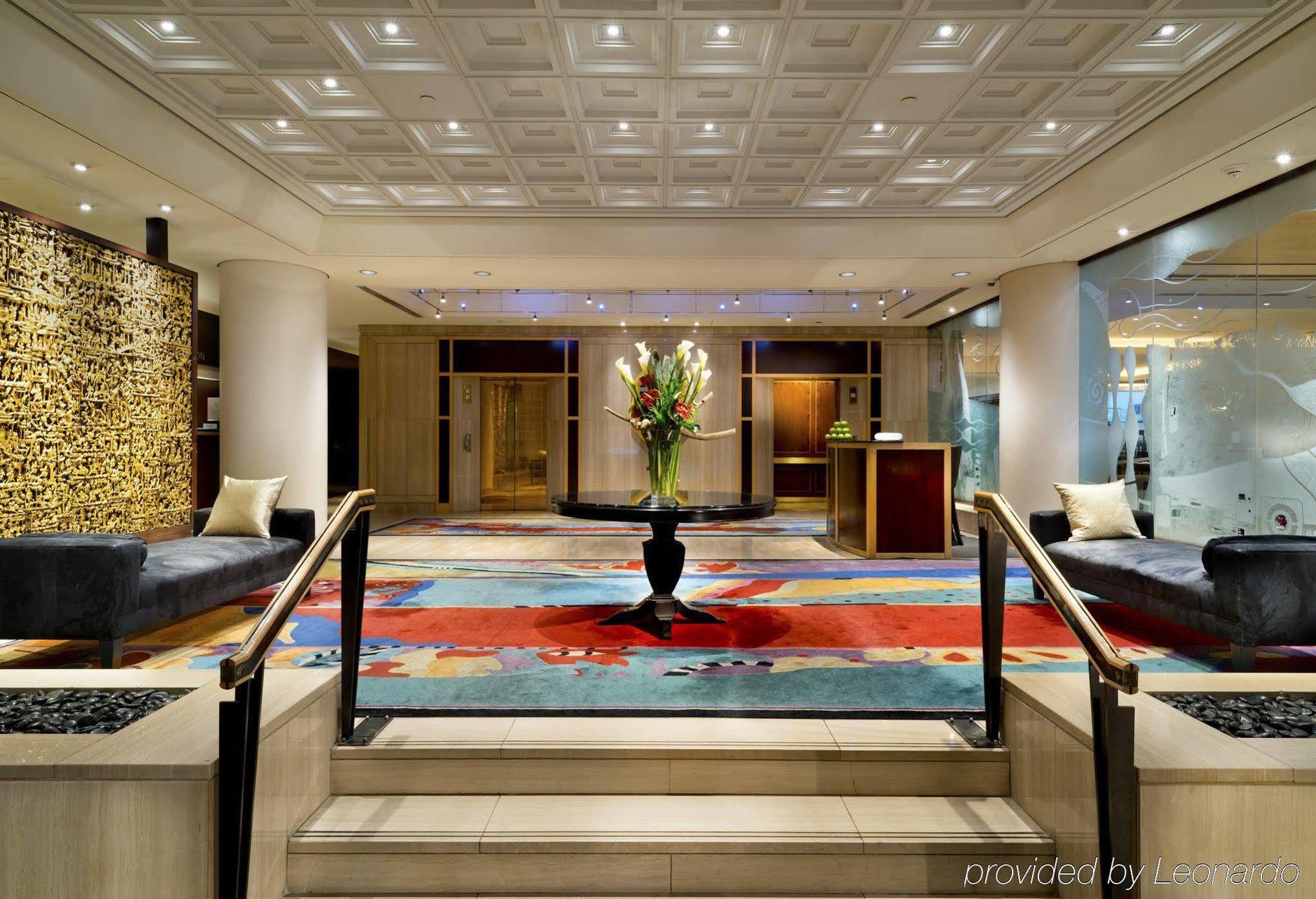 Metropolitan Hotel Vancouver Bagian luar foto